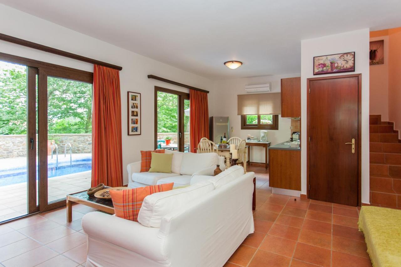 Arhontika Villa Élos